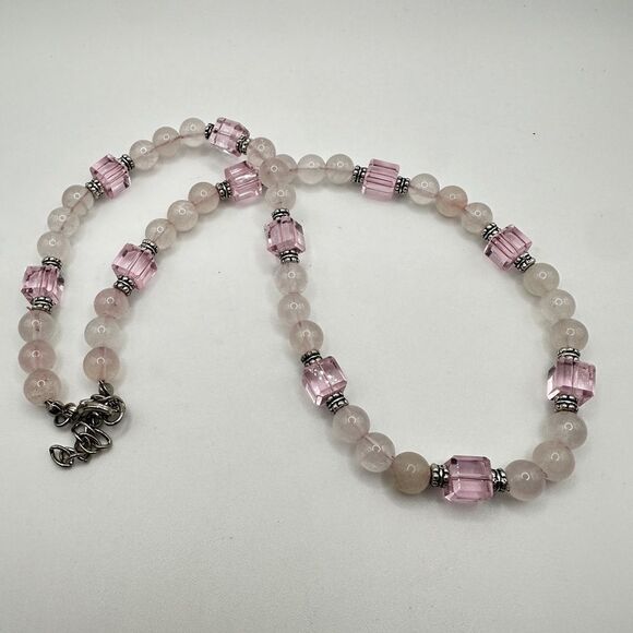 18” of rose quartz, silver and crystal beaded necklace! - Picture 2 of 11